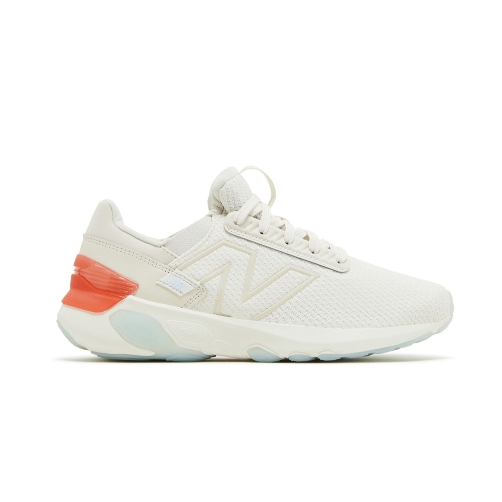 New Balance Women's Cream Sneakers